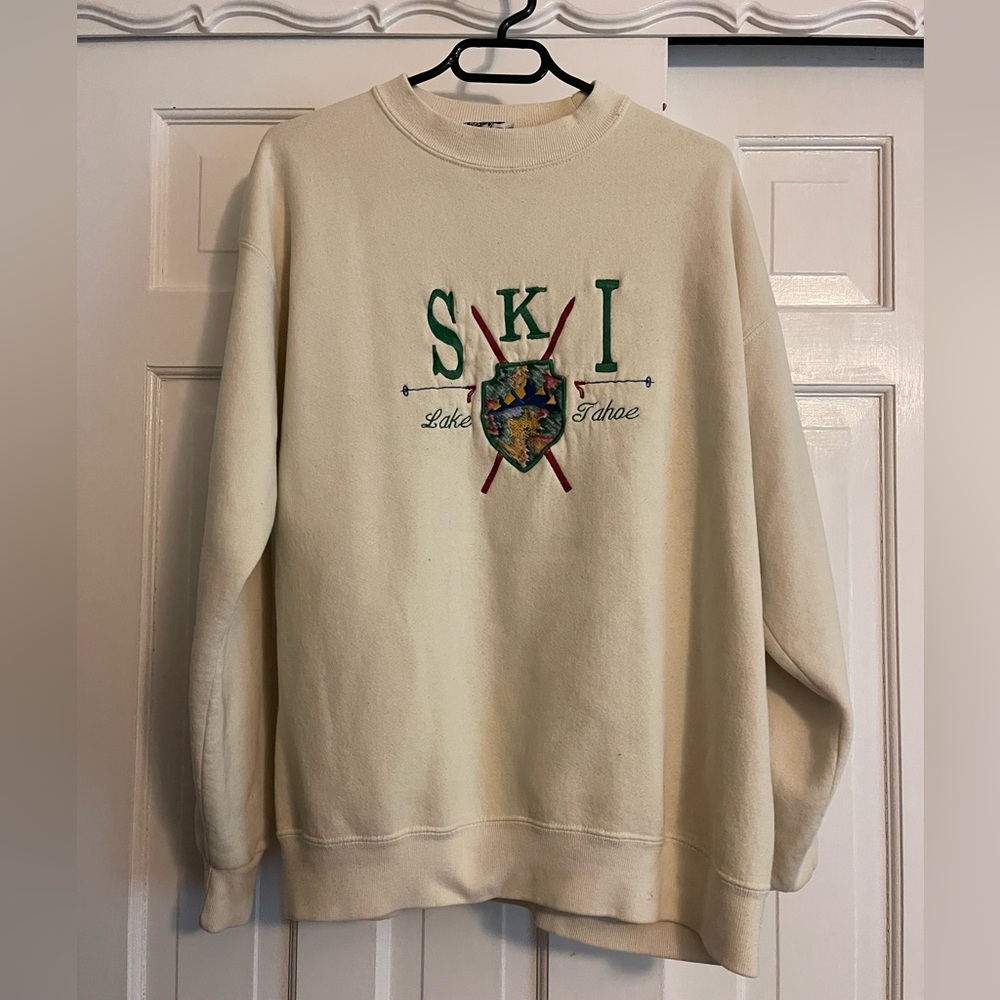 SKI Sweatshirt
